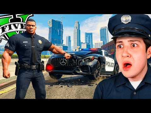 FRANKLIN se CONVIERTE en el POLICÍA más FUERTE de GTA 5... 💪👮‍♂️ (Mods) thumbnail