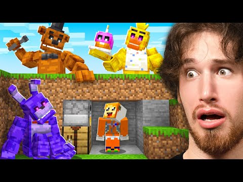 I Got Hunted By ANIMATRONICS in Minecraft thumbnail