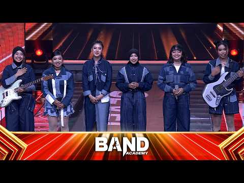 Band Ini Isinya Cewek Cantik Semua, Penasaran Kan?! Yuk Kenalan Sama Sevels dari Bandung! | Band thumbnail