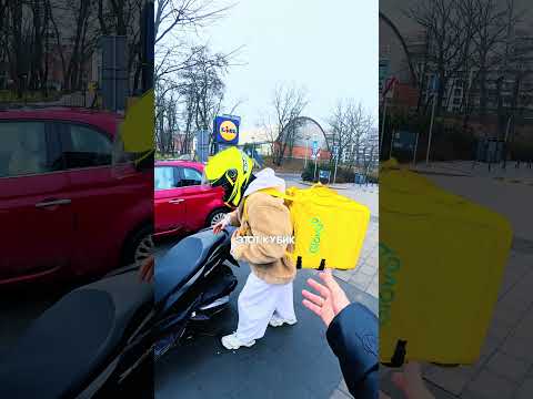 Все любят пончики thumbnail