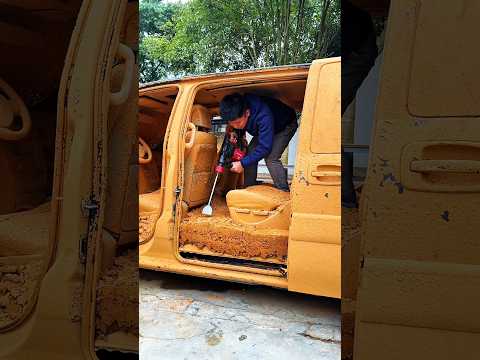Da un’auto coperta di fango a un regalo per l’anniversario di matrimonio Una storia commovente 🚗➡️🎁 thumbnail
