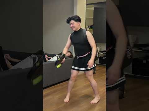 alesan doang ini prank, aslinya emang penasaran aja sama baju cewe 😀🙏 #enricovirly #couple #prank thumbnail