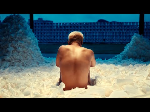 gareth.t - 用背脊唱情歌 (official video) thumbnail
