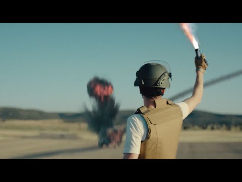 TERMINAL - Trailer Officiel thumbnail