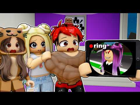 LYNA.EXE APARECIÓ en mi CASA en Brookhaven Roblox thumbnail