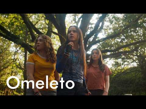 GIRLS TOGETHER | Omeleto thumbnail