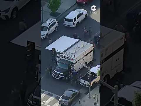 New details in hourslong hostage standoff in California thumbnail