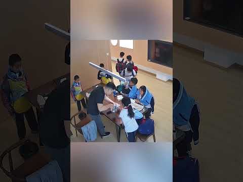 بطل المتجر في العاصفة! 🌧️🏪 قصة إنسانية غيّرت كل شيء ⭐ thumbnail