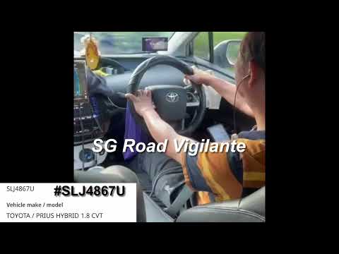 6may2026 pie grab phv #SLJ4867U toyota prius driver  watching video on lane 1 of the expressway thumbnail