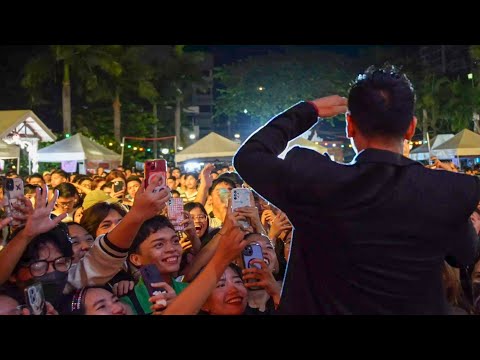 Parachute (Live in Cebu) thumbnail