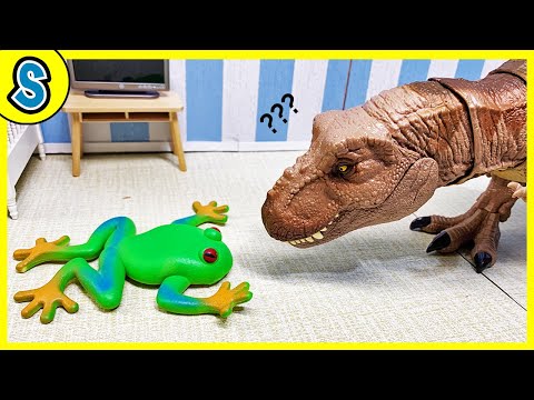 Frog likes Trex thumbnail