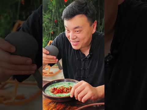 Our custom is that whoever finishes eating last has to pay for a foot bath. #mukbang #food thumbnail