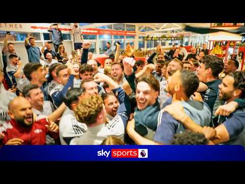 Arsenal players CELEBRATE winning the Premier League after City draw! ?? thumbnail