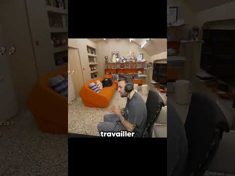 Squeezie se fait envahir de petits toutous thumbnail