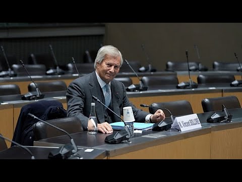 Canal+ a-t-il le droit de boycotter les professionnels du cinéma critiquant Vincent Bolloré ? thumbnail
