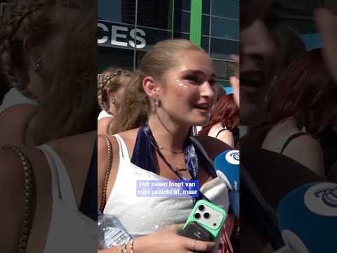 Fans staan uren in de hitte voor concert Harry Styles thumbnail