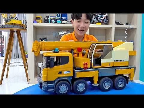 Yejun Explain How to Use Crane Truck Car Toy Learn and Play for Kids thumbnail
