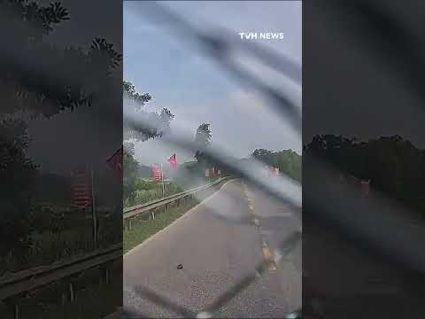 Ôtô chở nhà trai đang trên đường tới nhà gái bàn chuyện hôn sự gặp tai nạn liên hoàn thumbnail