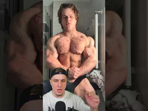 Tiene 20 años y un físico demencial #gym #musculos #biceps #powerlifting thumbnail
