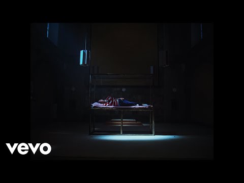 Gracie Abrams - Hit the Wall (Official Music Video) thumbnail