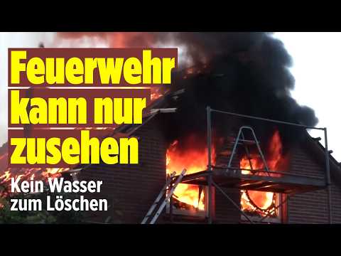 Inferno in Niedersachsen: Einsatz am Limit – Feuerwehr kann Brand wegen Wassermangel nicht löschen thumbnail