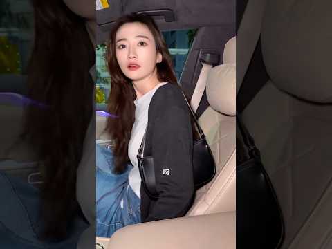 我们始终牵手同行 thumbnail