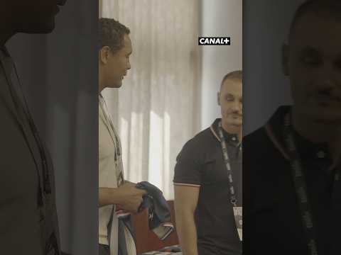 Thierry Dusautoir prend la parole et remet le premier maillot à Diego 🤩 #crunchcreator thumbnail