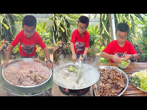 Yummy pork intestine cooking | Deep fry pork intestine | Chef Seyhak thumbnail