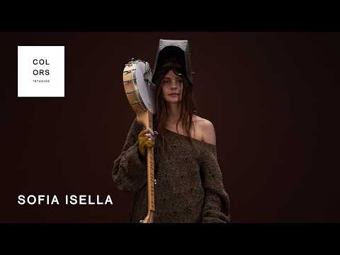 SOFIA ISELLA - The Chicken is Naked and Afraid | A COLORS SHOW thumbnail