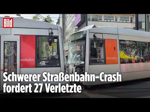 Unfall in Düsseldorf: Straßenbahnen krachen frontal zusammen ‒ 27 Verletzte thumbnail
