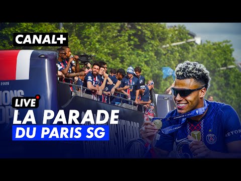 La parade du PSG sur le Champ-de-Mars thumbnail