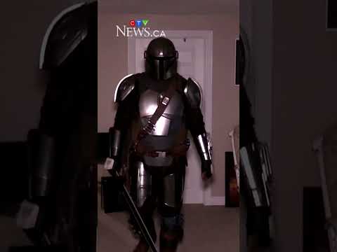 Star Wars fan walks the red carpet for new Mandalorian premiere thumbnail