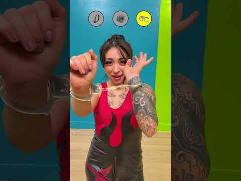 World's Most Flexible Woman Vs Handcuffs! thumbnail