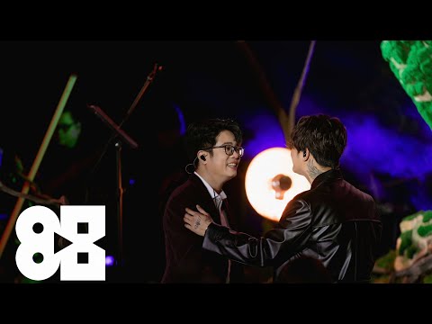 Đạt G - Anh Tự Do Nhưng Cô Đơn (ft. Bùi Anh Tuấn) | Live at Concert 'Cây Thích Nghi' @DatGMusic thumbnail