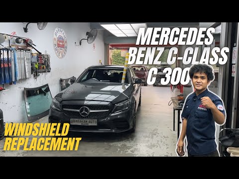 Mercedes Benz C-Class C300 | Original Windshield Replacement thumbnail