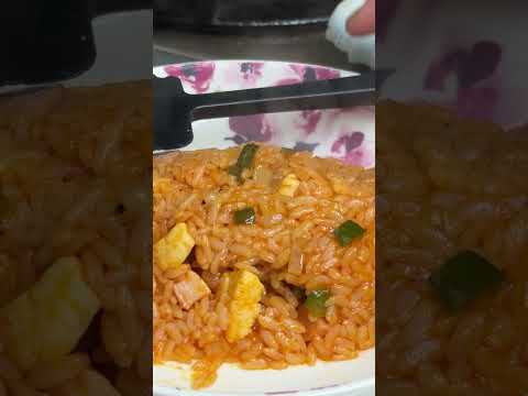 歌舞伎町ホストの胃袋を支える料理人！まかないは親子丼!! thumbnail