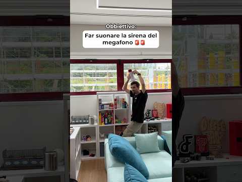 Fai suonare la sirena del megafono ??￼ thumbnail