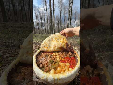 Güveç Kapama Eli Böğründe 🥩 / Cooking beef in a sealed clay pot thumbnail