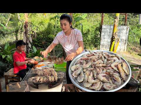 Mother and children cooking | Yummy Tiger shrimp recipe | Delcious grilled tiger shrimp thumbnail