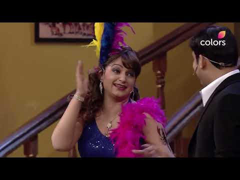 Dadi kisses Ranveer #trending | Comedy Nights With Kapil thumbnail
