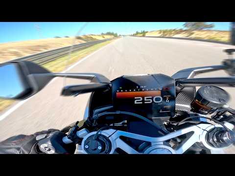 Top Speed Run on the new NORTON MANX R ! thumbnail