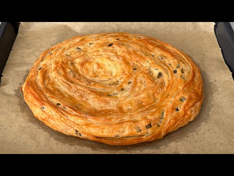 NENEMİN TARİFİYLE❗ 3 BEZE İLE 60 KATLI KOLAY BÖREK 👆 UN+SU+YEŞİL SOĞAN thumbnail