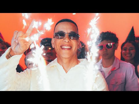 Daddy Yankee - Toy Hermoso  (Video Oficial) thumbnail