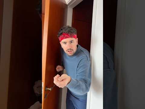 Encontré el PELO más GRANDE del MUNDO thumbnail