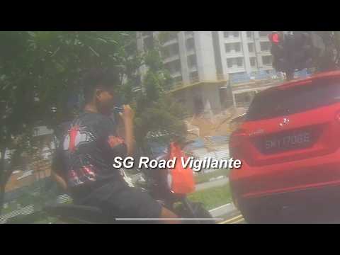 27may2026  tiong bahru road rider vaping & riding illegal ebike with no rear plate thumbnail