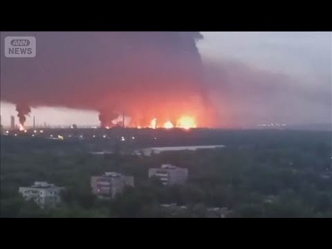 ウクライナ軍がロシア攻撃　4人死亡　ドローンが高層住宅2棟に直撃　石油施設も炎上(2026年5月15日) thumbnail