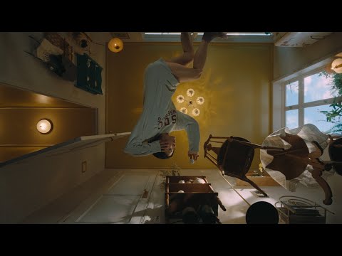 宇多田ヒカル『Mine or Yours』Music Video thumbnail