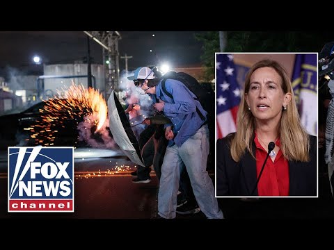 NJ gov calls for protesters to 'BRING THE TEMPERATURE DOWN' thumbnail