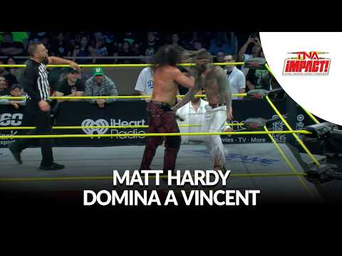 Matt Hardy DOMINA a Vincent en un COMBATE EXTREMO con intervención de Willow thumbnail