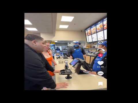 Cringe Influencer Thinks He Shouldn't Pay Full Price for Meal thumbnail